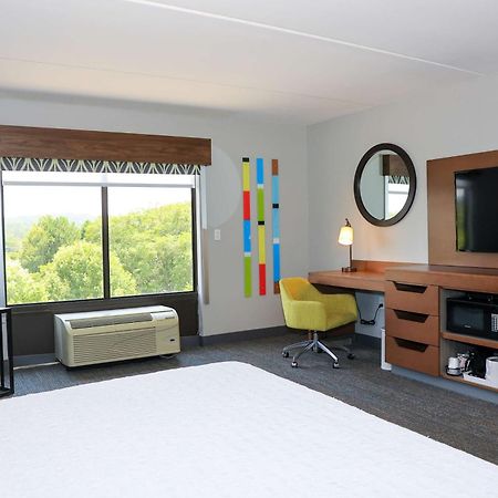 Hampton Inn Atlanta-Кантон Экстерьер фото