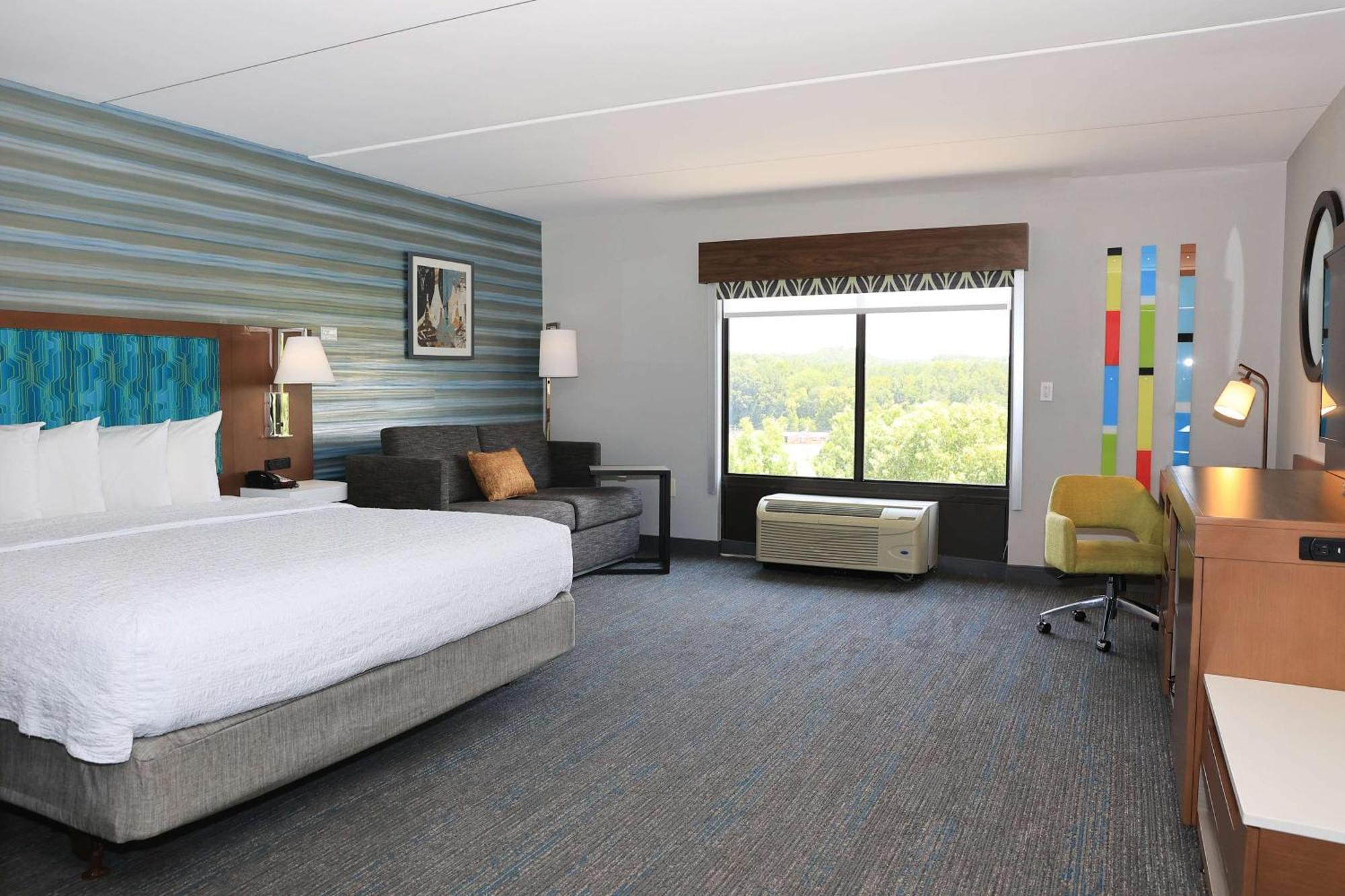 Hampton Inn Atlanta-Кантон Экстерьер фото