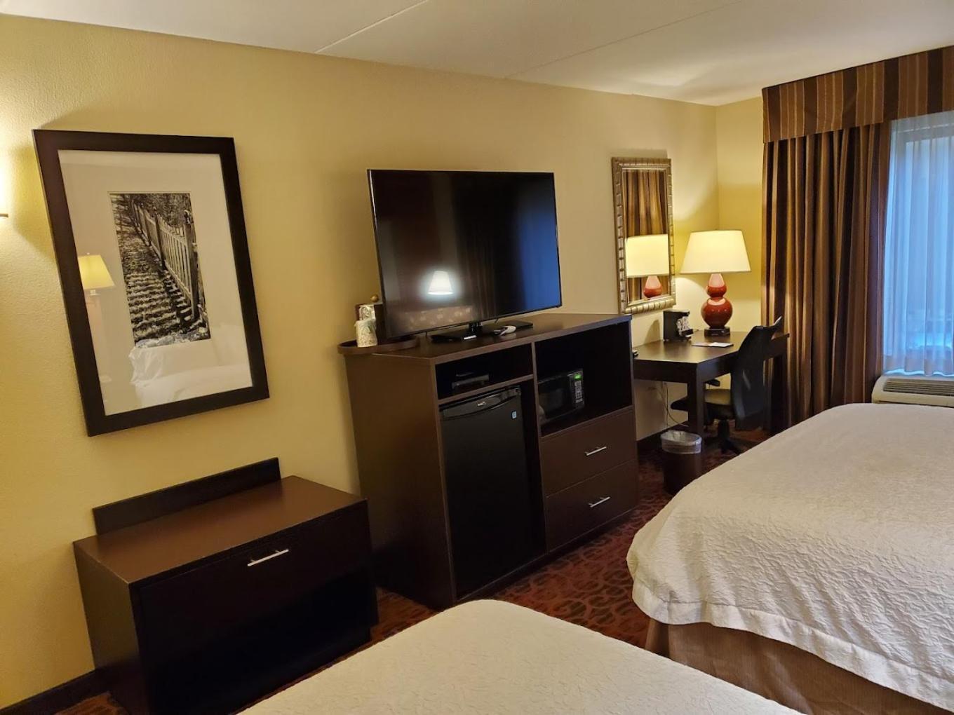 Hampton Inn Atlanta-Кантон Экстерьер фото