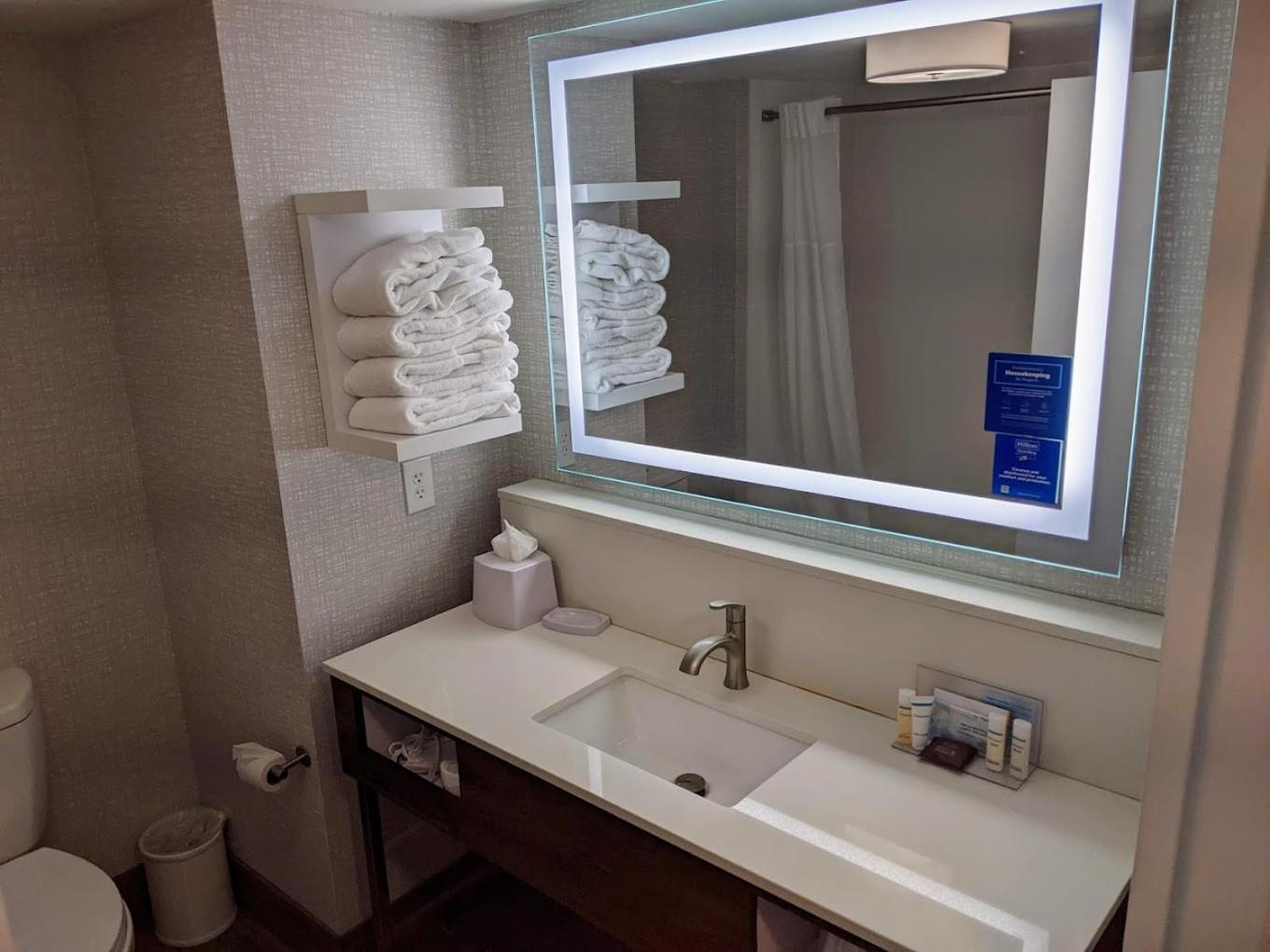 Hampton Inn Atlanta-Кантон Экстерьер фото